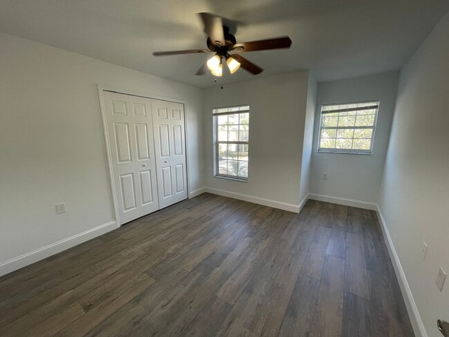 Building Photo - ANNUAL RENTAL - VISTAS AT HERITAGE BAY - 2 BED + DEN/ 2.5 BATH TOWNHOUSE