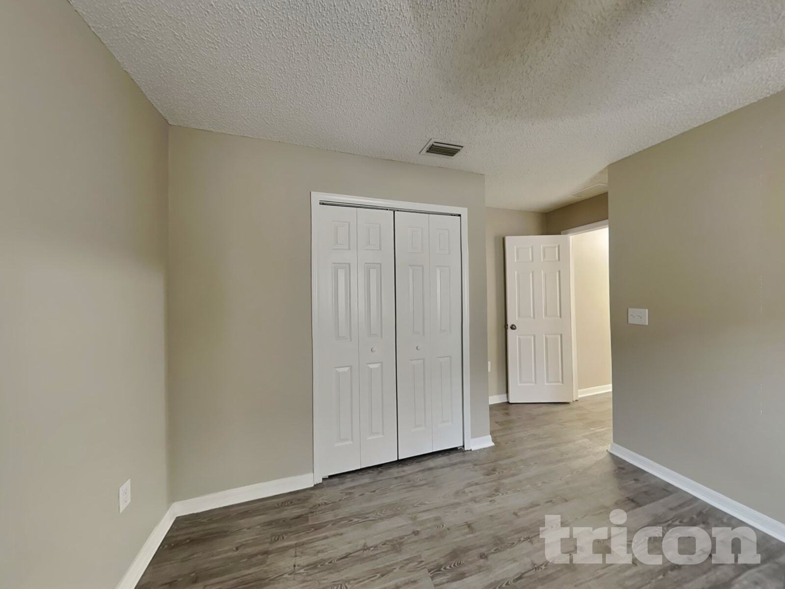 Building Photo - 11759 Lynmoor Dr