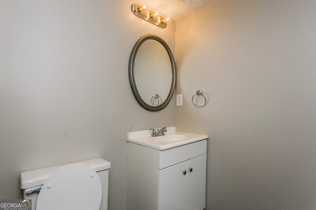 Building Photo - 1260 Old Countryside Cir