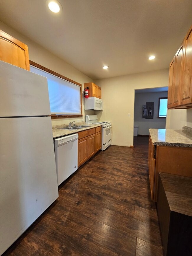 Building Photo - Aberdeen, WA., 3 bedroom, 1 bath home for RENT