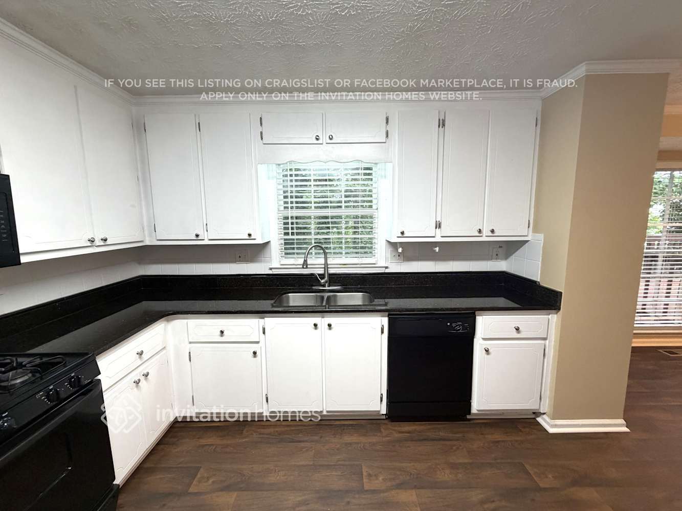 Building Photo - 4611 Pine Harbor Ct NE
