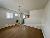 Building Photo - 853 Arlington Ave
