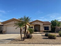 Building Photo - 3BDRM 2BA Residential home with pool for rent in Goodyear!