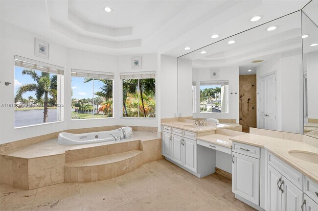 Building Photo - 9597 Bridgebrook Dr