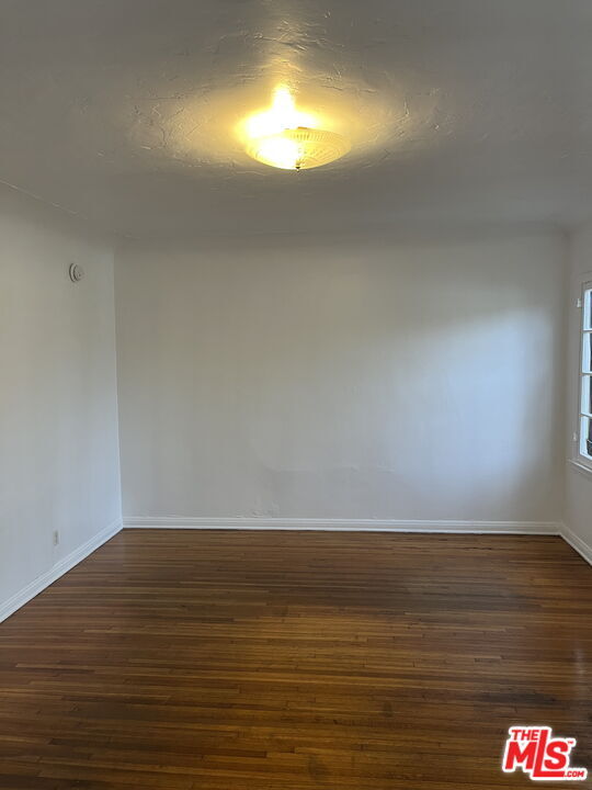 Building Photo - 1045 S Crescent Heights Blvd