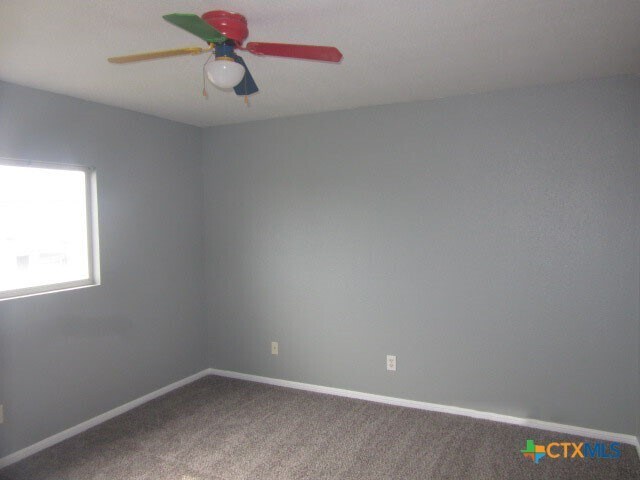 Building Photo - 3808 Sunflower Dr