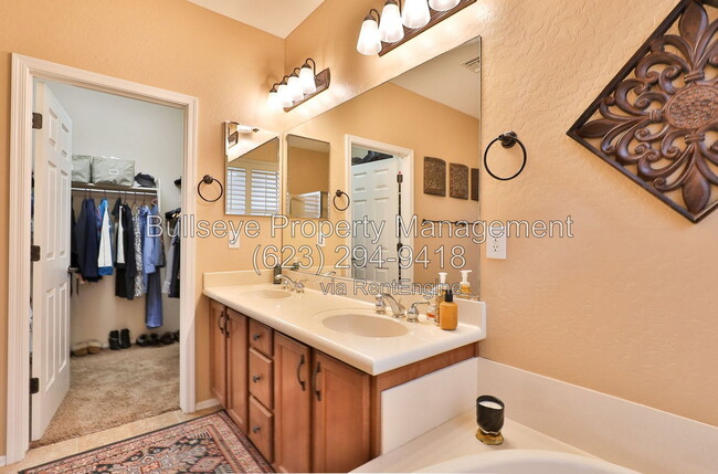 Building Photo - 2309 W Firethorn Way