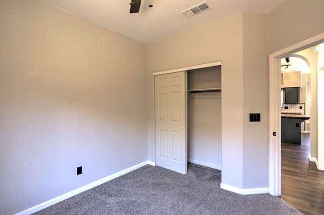 Building Photo - Rancho Sahuarita