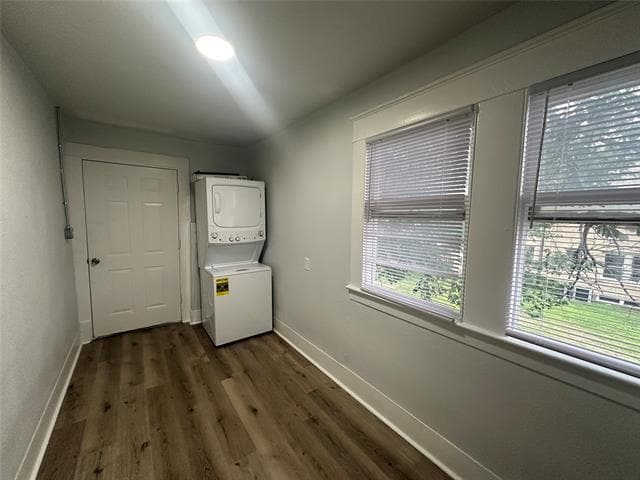 Building Photo - 819 N Marsalis Ave