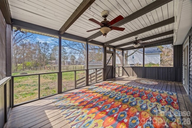 Building Photo - 11501 Winding Way Rd