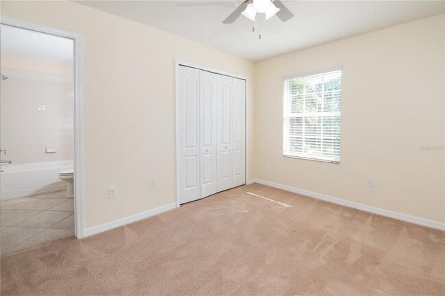 Building Photo - 12009 Greengate Dr