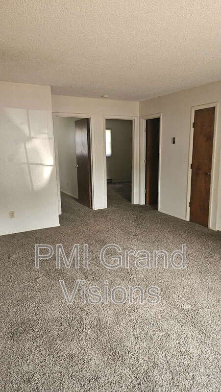 Building Photo - 1305 18th St