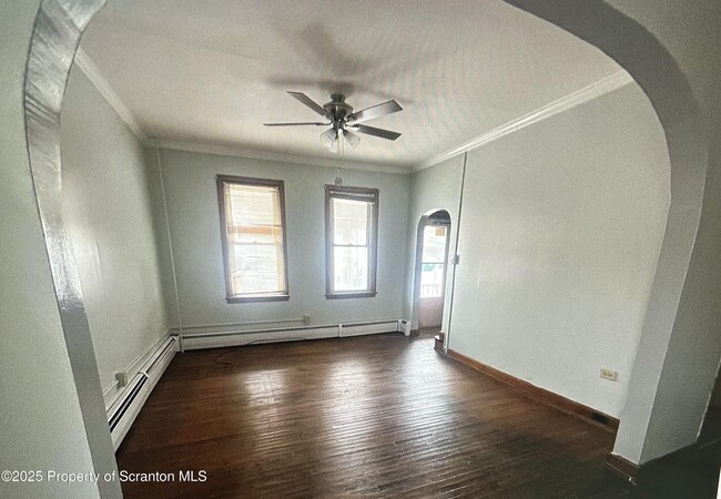 Building Photo - 504 Storrs St