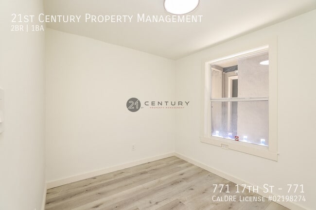 Building Photo - 771 17th St