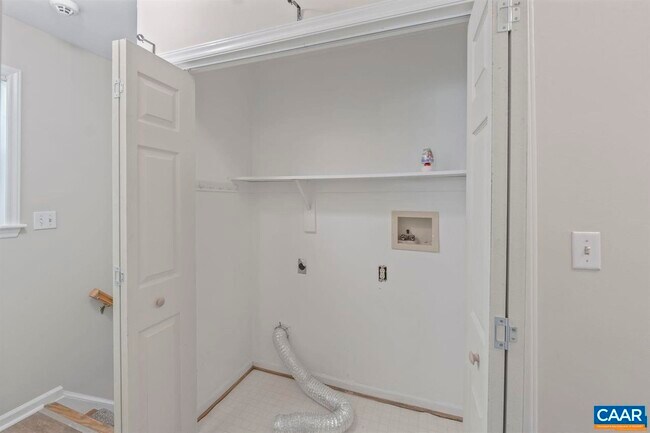 Building Photo - 3104 Mollifield Ln