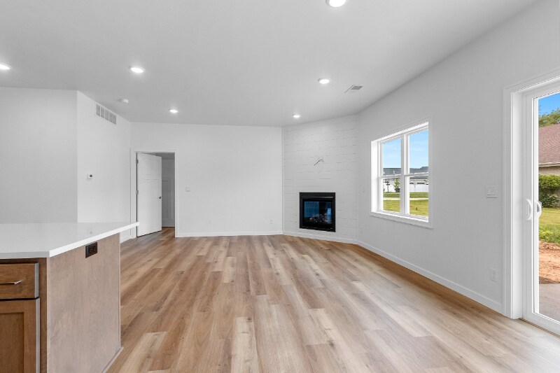 Building Photo - 2707-D Sachet Pl