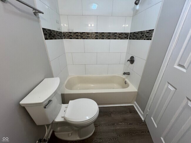Building Photo - 3357 Ashley Ln