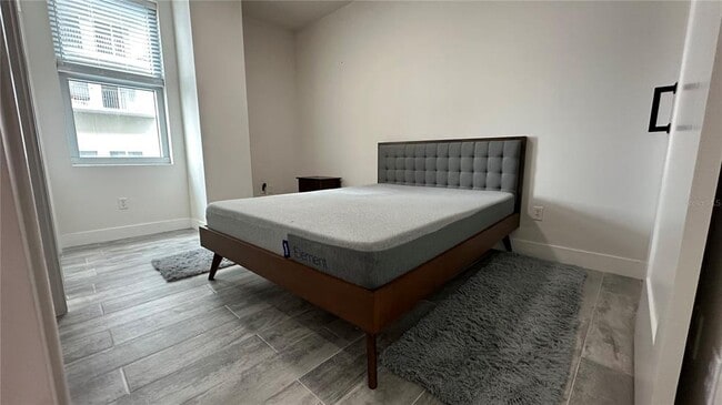 Building Photo - 1120 E Kennedy Blvd