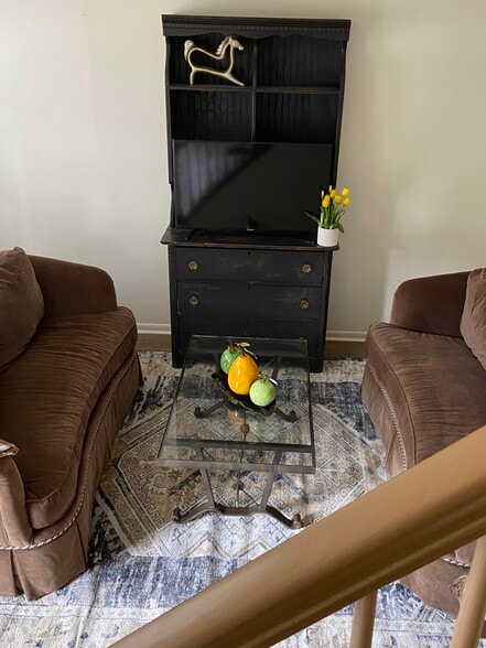 Living Rm - 504 Briar Creek Mnr