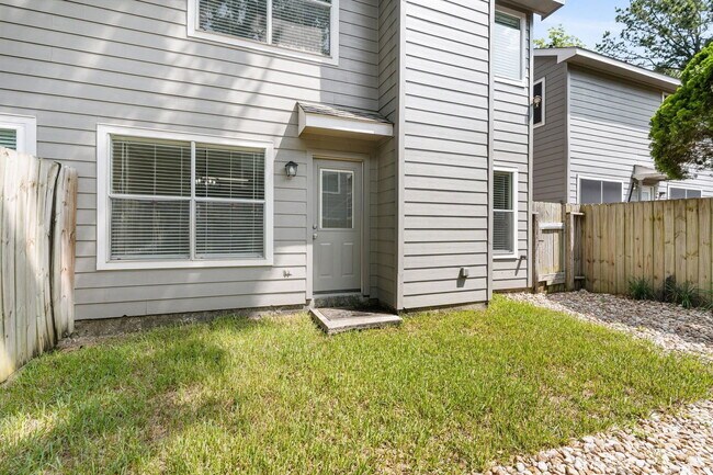 Building Photo - 62 Marble Rock Pl