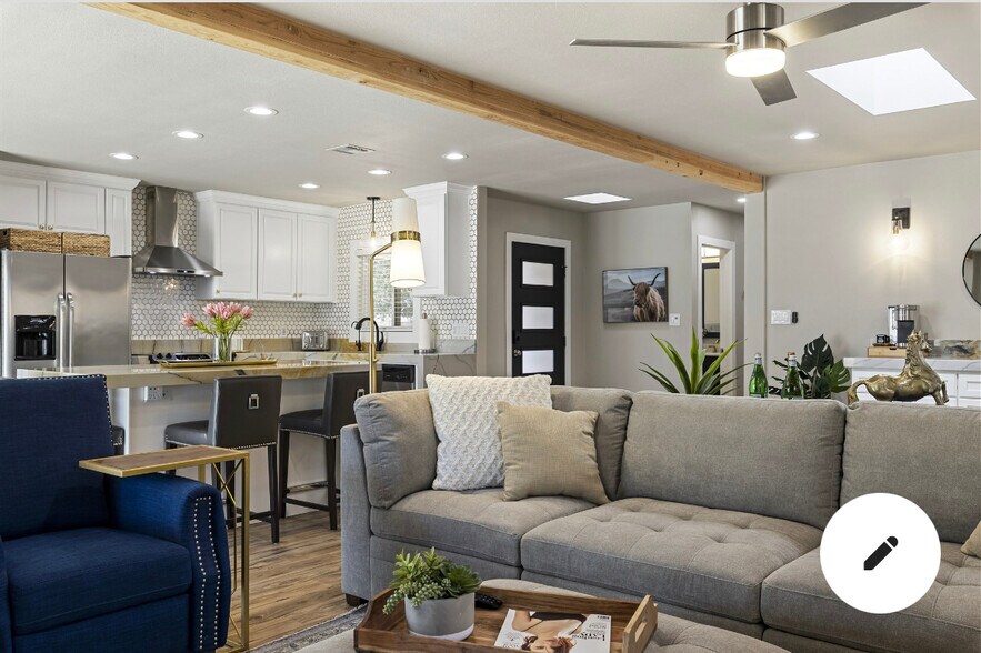 Building Photo - 4825 N 82nd St