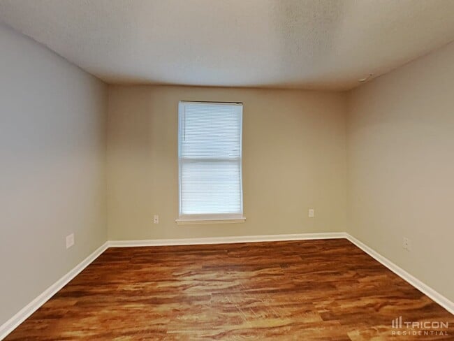 Building Photo - 4815 Harri Ann Dr
