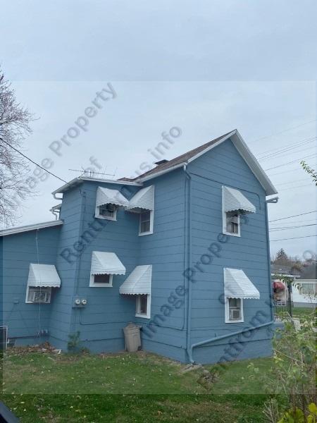Building Photo - 136 1/2 N Pierce Ave