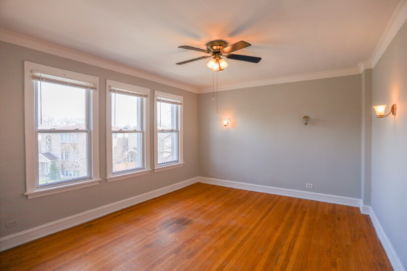 Building Photo - 4046 N Laporte Ave