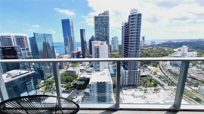 Building Photo - 1100S S Miami Ave