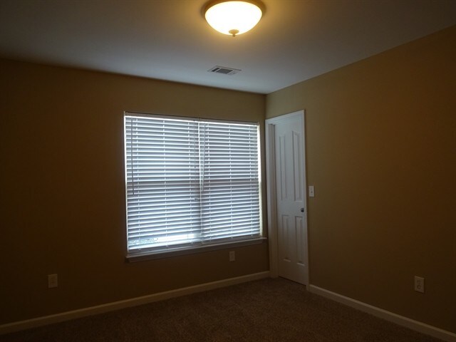 Building Photo - 505 Millervale Road