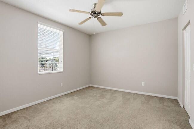 Building Photo - 3611 High Ridge Rd