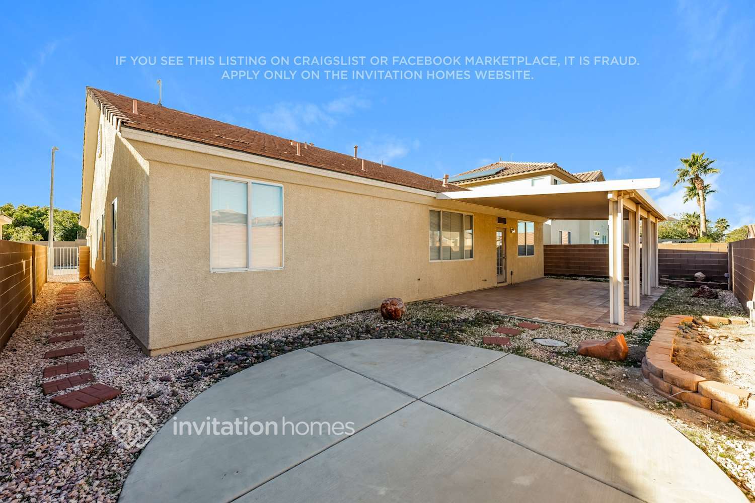 Building Photo - 2352 Kenneth Ave