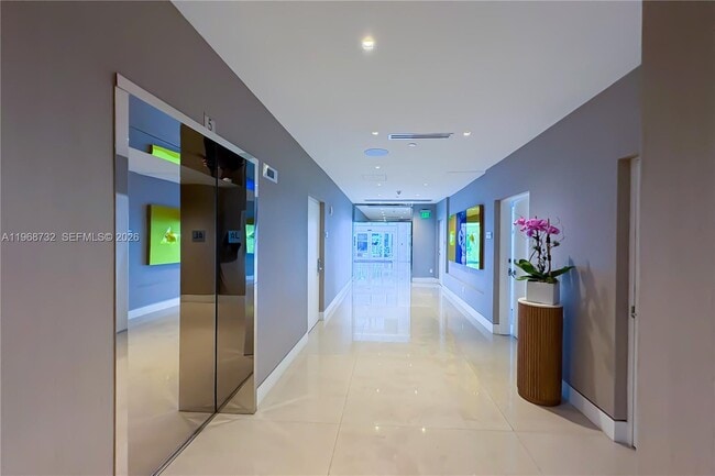 Building Photo - 540 West Ave