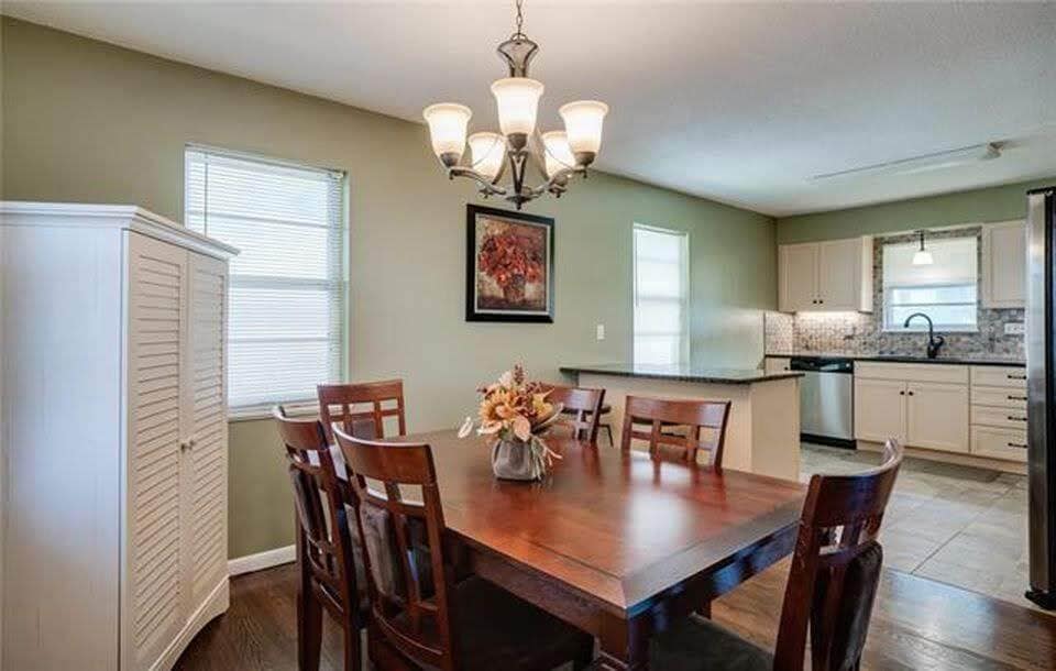 Large dining area - 7416 N. Central St.