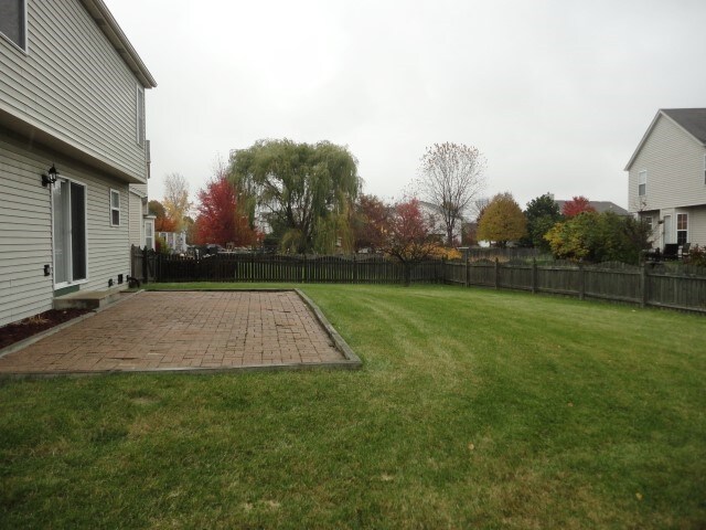 Building Photo - 2122 Willow Lakes Dr