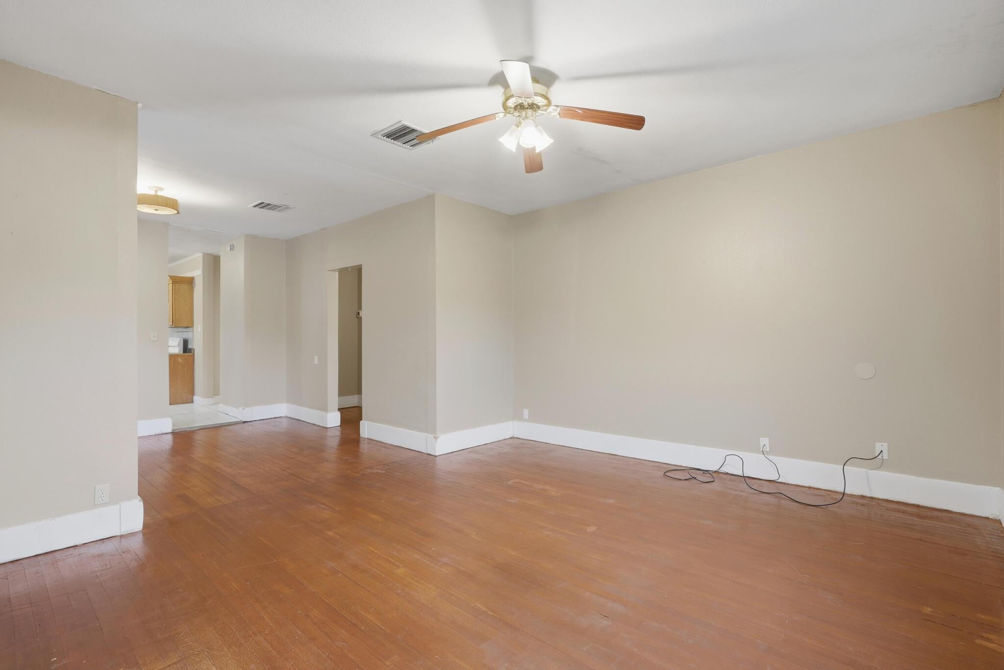 Building Photo - 1341 Hickory St