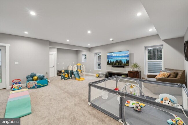 Building Photo - This meticulously cared-for residence, constructed in 2021 by Danforth Homes, presents everything...