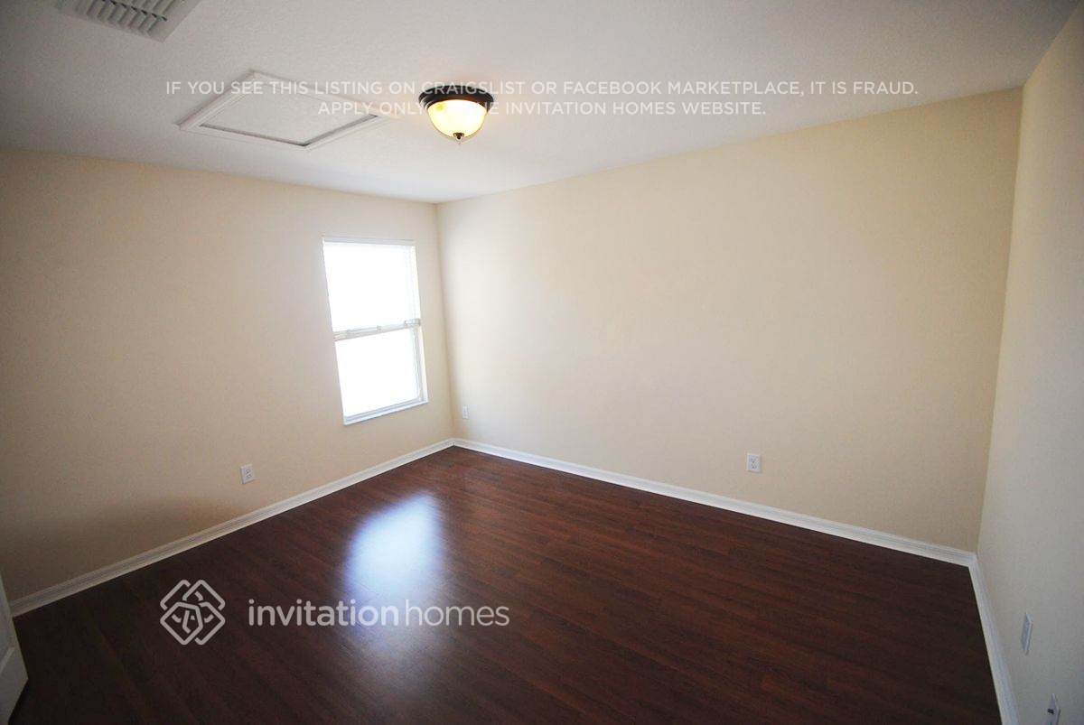 Building Photo - 6849 Sundrop St