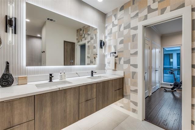 Building Photo - 4402 Westside Dr