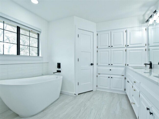 Building Photo - 307 Copperleaf Rd