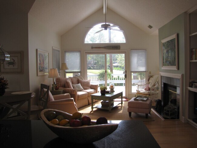 Building Photo - Sea Pines