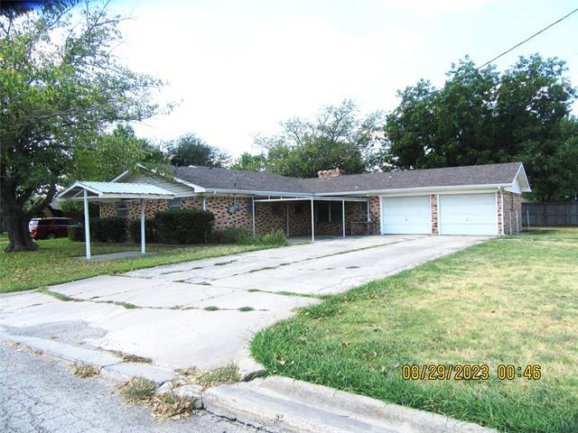 Building Photo - 200 Texoma Dr