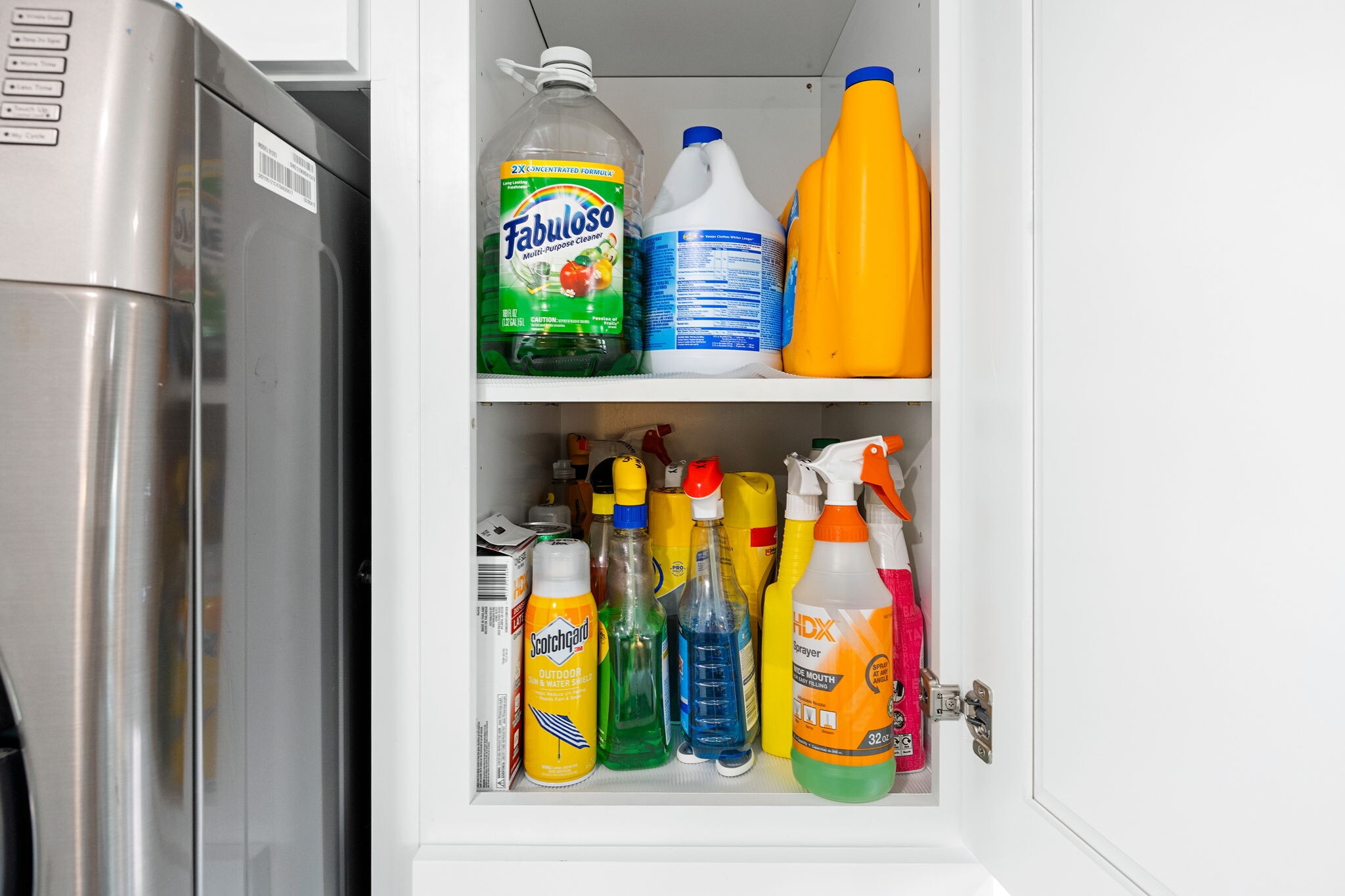 Building Photo - 3758 Gaviota Ave