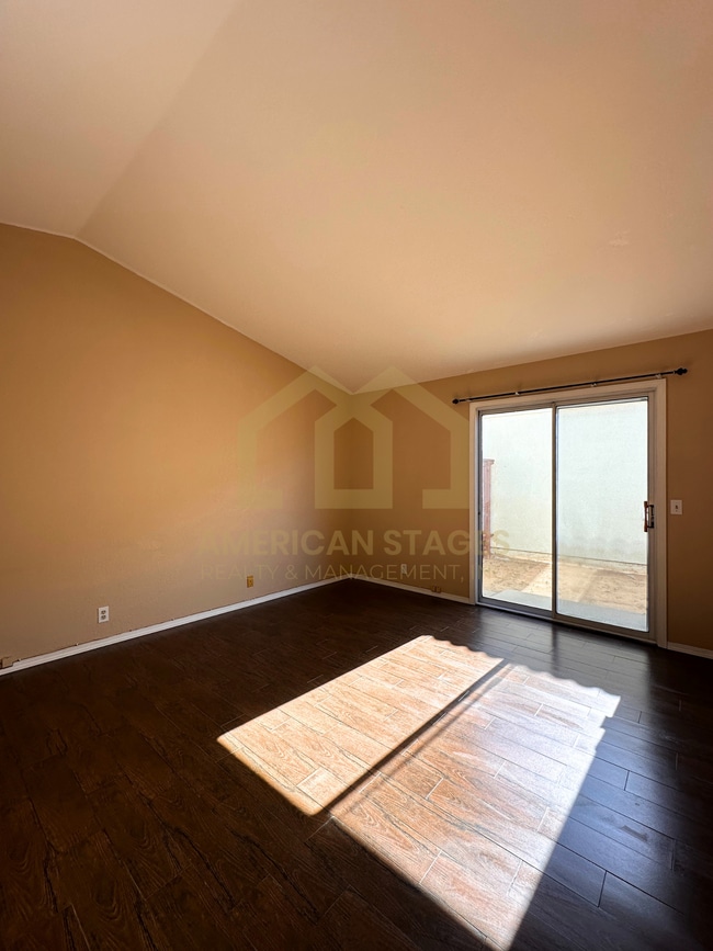 Building Photo - 4281 Ridgecrest St