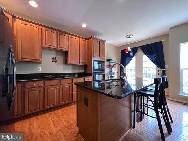 Building Photo - 6719 Emmanuel Ct