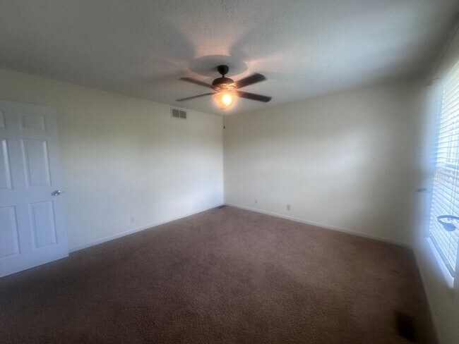 Building Photo - 5307 Silver Wing Blvd