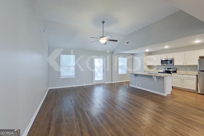 Building Photo - 203 Western Red Cedar Dr