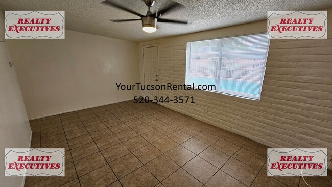 Building Photo - April Move in Special $0 Deposit required - Country Club & Fort Lowell area - 2 Beds 1 bath with AC