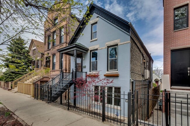 Building Photo - 2125 N. Winchester-