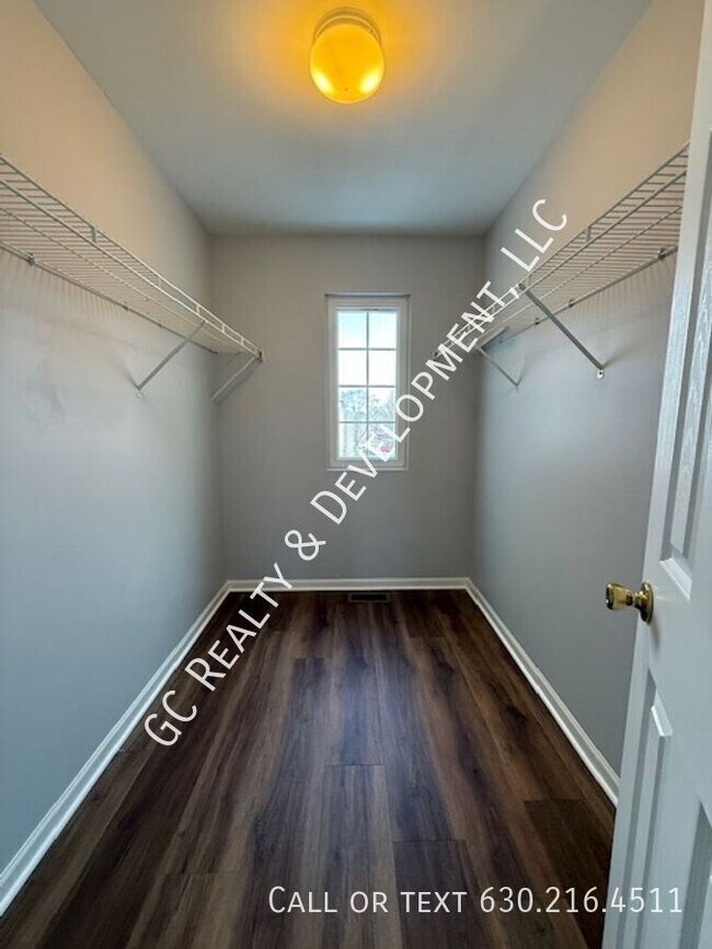 Building Photo - 4018 Boulder Ct